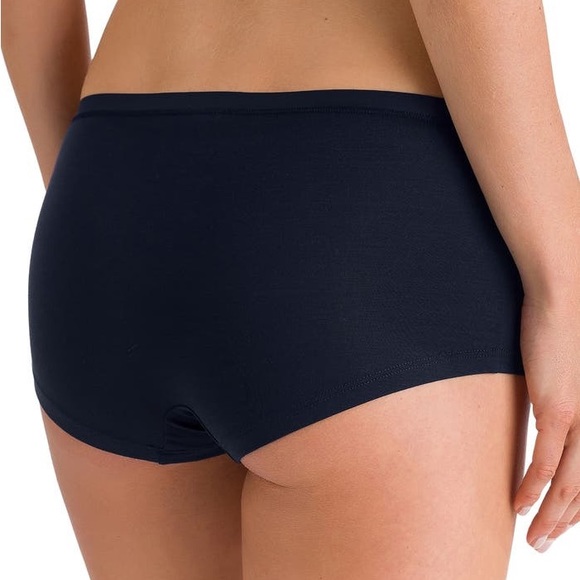 NWT HANRO Soft Touch Boyleg Shorts Small - Picture 4 of 8